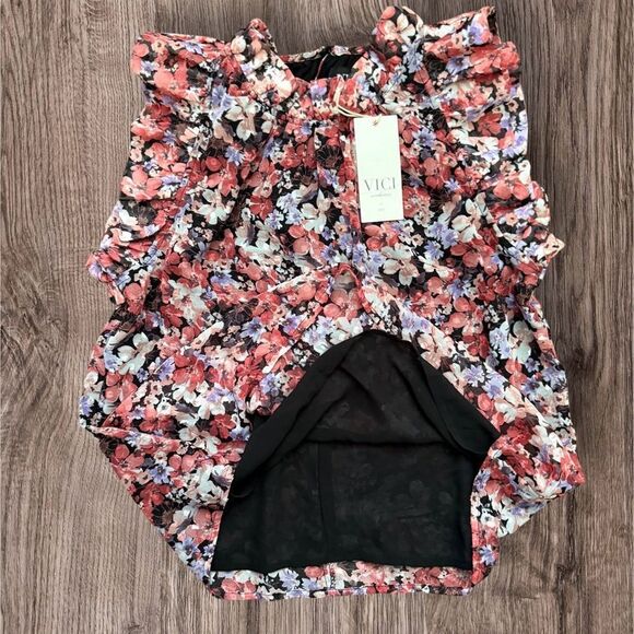 VICI Floral Sleeveless Ruffle Blouse Mock Neck Size Small Exclusive Fate Design - Picture 2 of 11